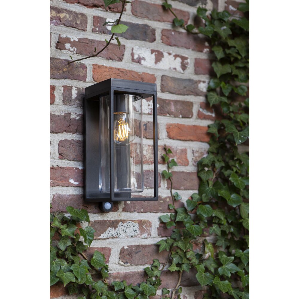 Lutec Lampen FLAIR Außenwandleuchte Schwarz, 1-flammig, Bewegungsmelder main product photo